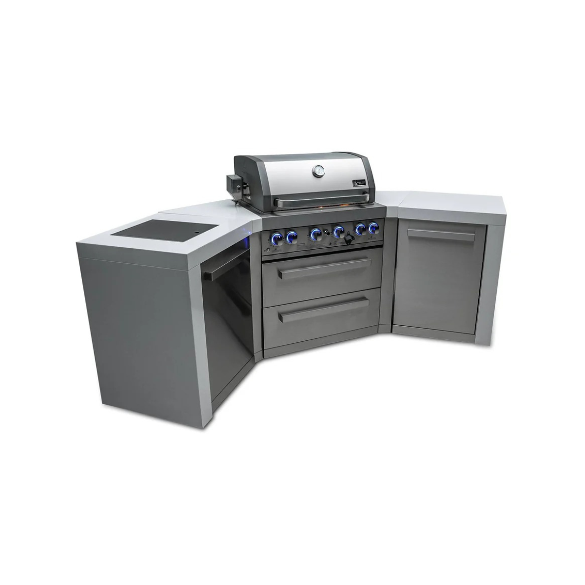 Rear-angle view of the Mont Alpi 400 Deluxe Island with closed grill hood, illuminated control knobs, stainless steel cabinetry, and dual corner sections.